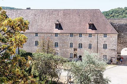 Besançon, La Citadelle, Le bâtiment des Cadets