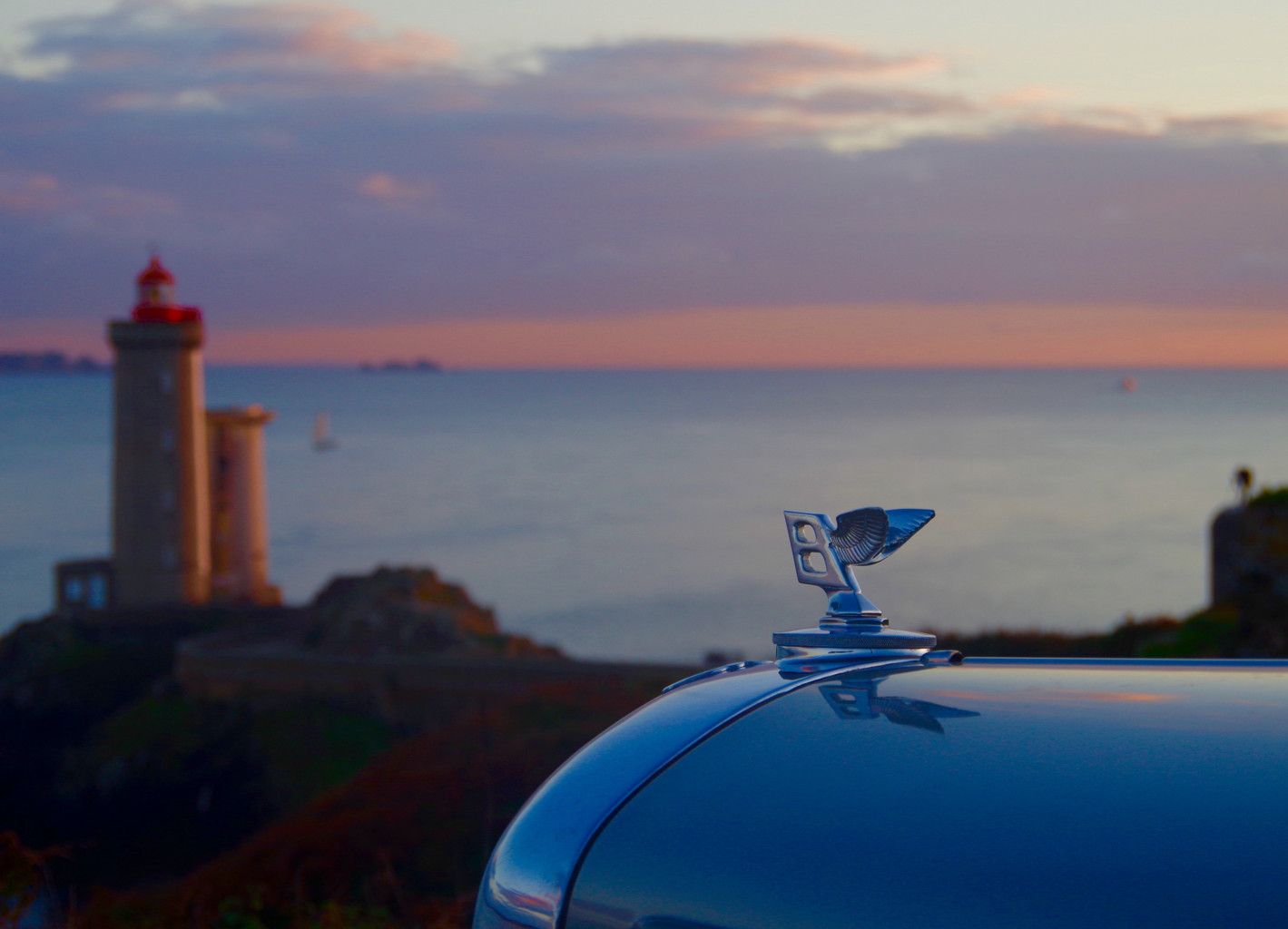 Mer d'iroise, phare du petit Minou Mer d'iroise, phare du petit Minou