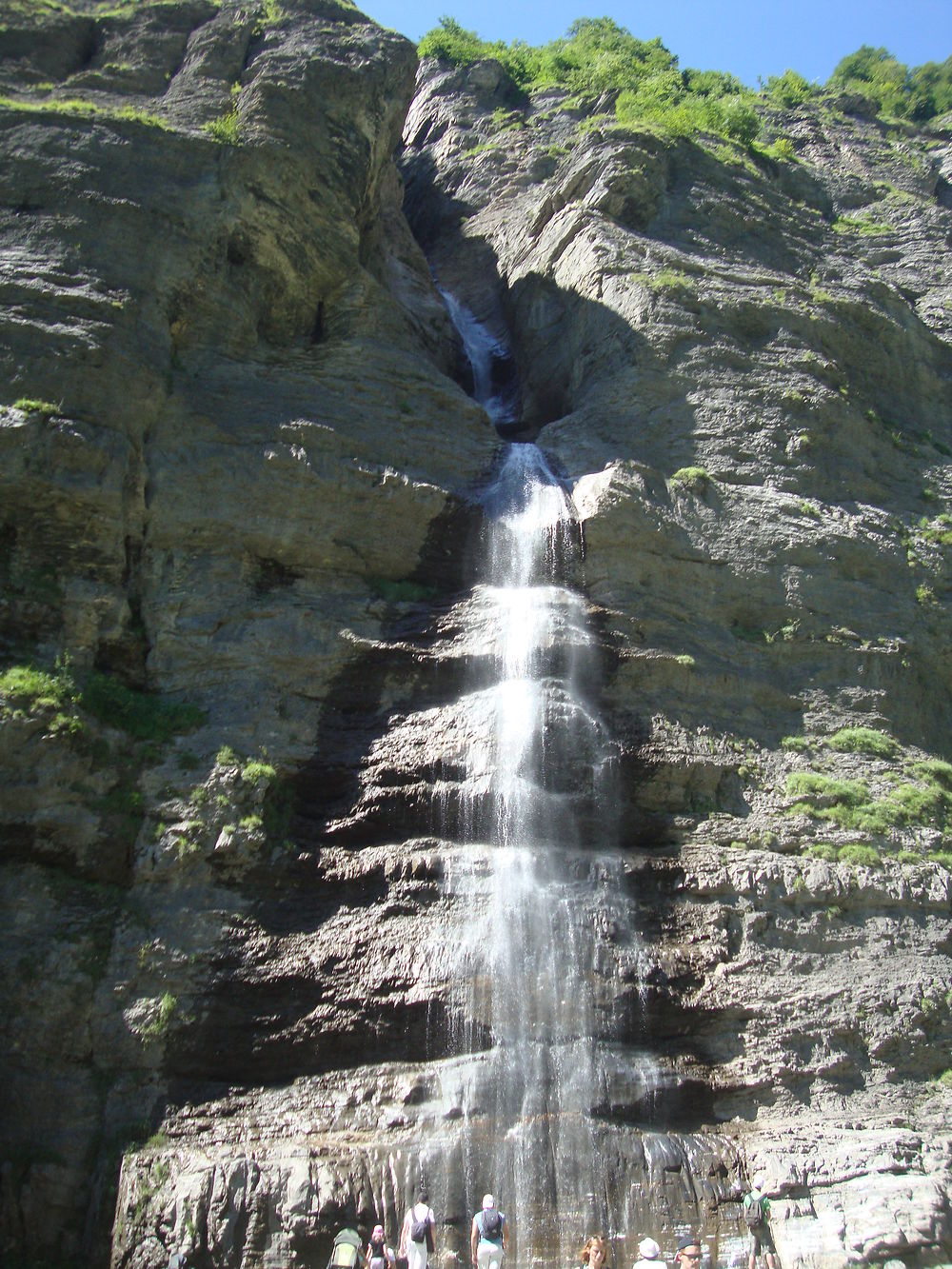 Sixt-Fer-à-Cheval chute d'eau