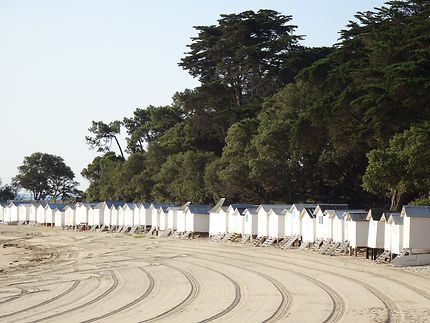 Cabanes de la plage des dames