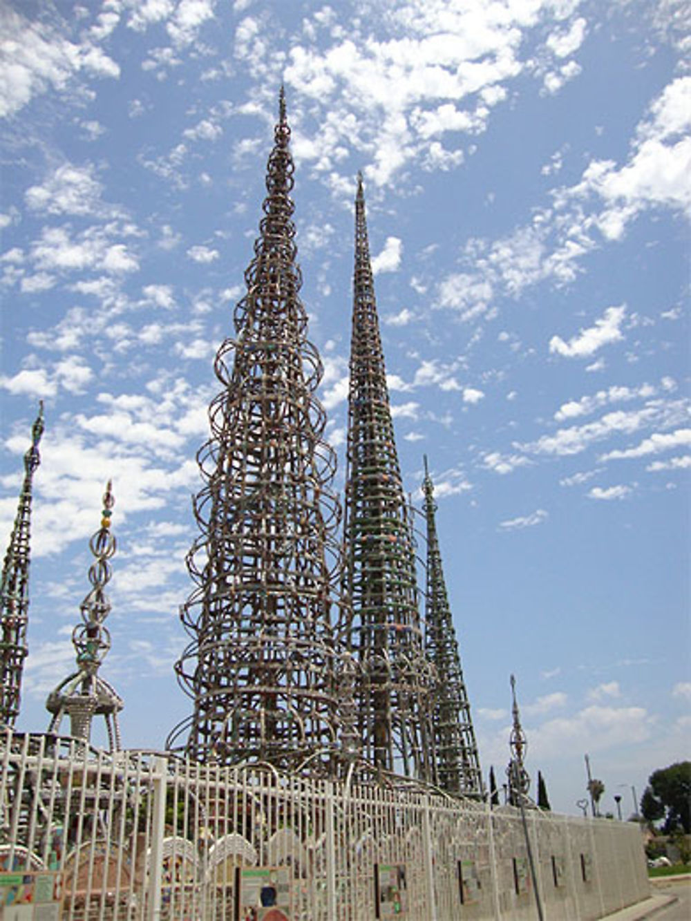 Watts tower