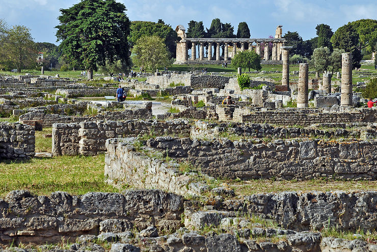 Les bâtiments civils de Paestum