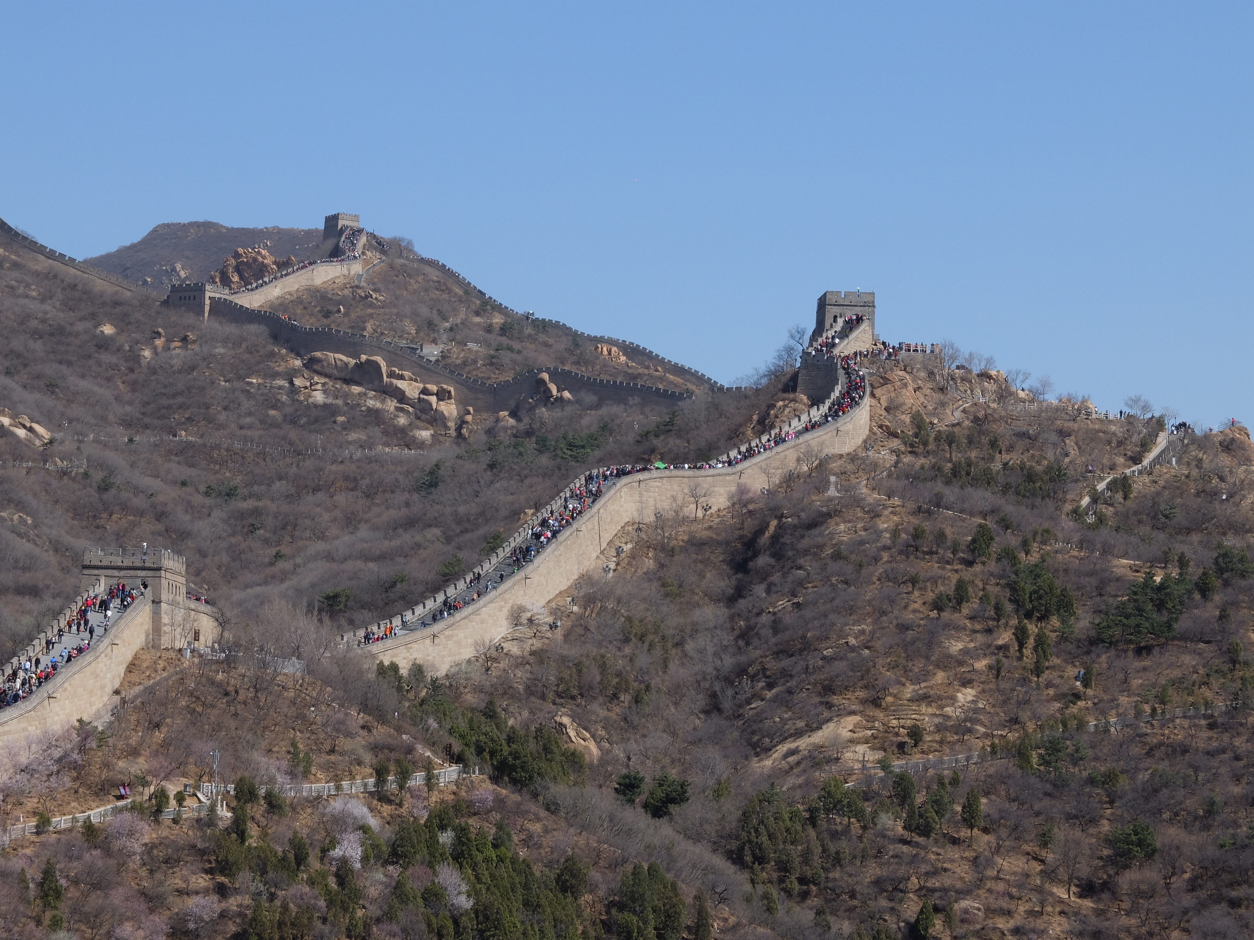 En file indienne, Grande Muraille En file indienne, Grande Muraille