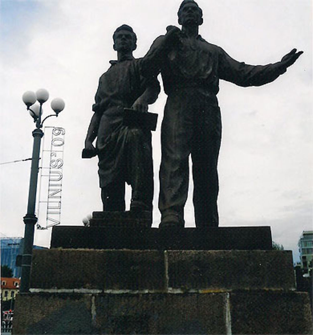 Statues du Pont Vert