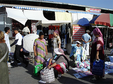Le bazar de Chorsu Le bazar de Chorsu