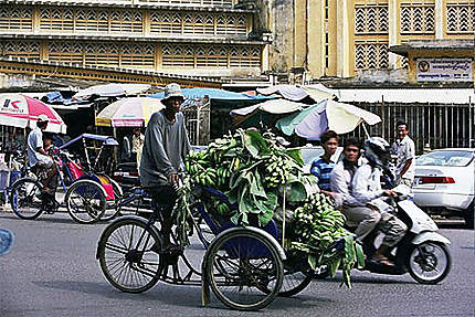 Tricycle au marché central