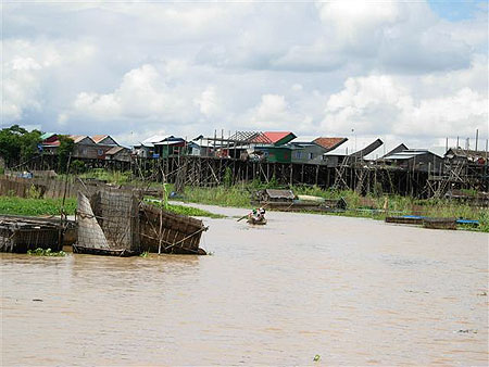 Village de Kompong Khleang avant la mousson Village de Kompong Khleang avant la mousson