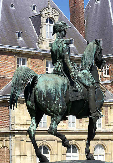 Statue équestre de Ferdinand, duc d'Orléans