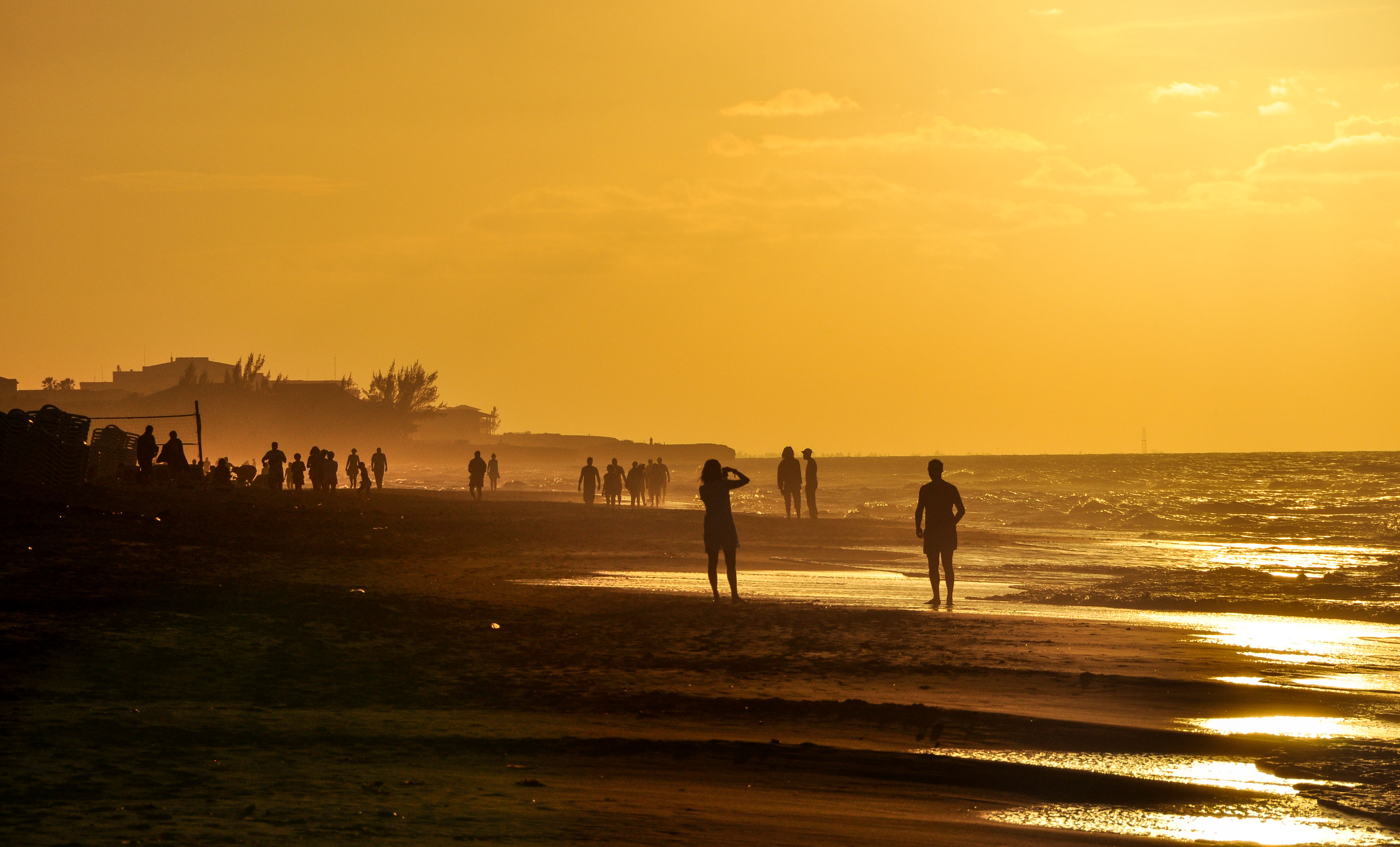 Le soleil se couche Le soleil se couche