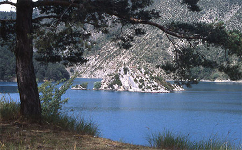 Lac de Castillon