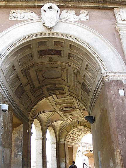 Arches du Château de Saint Ange