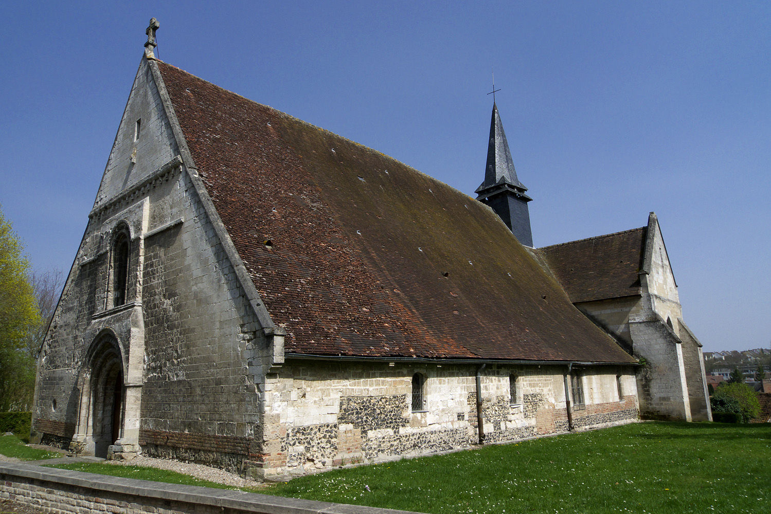 Eglise Notre-Dame et prieuré, Airaines
