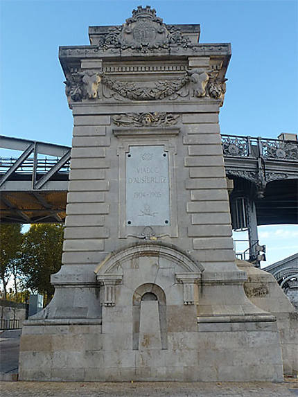 Pilier du viaduc d'Austerlitz