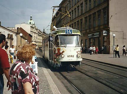 Tramway dans les rues de Prague