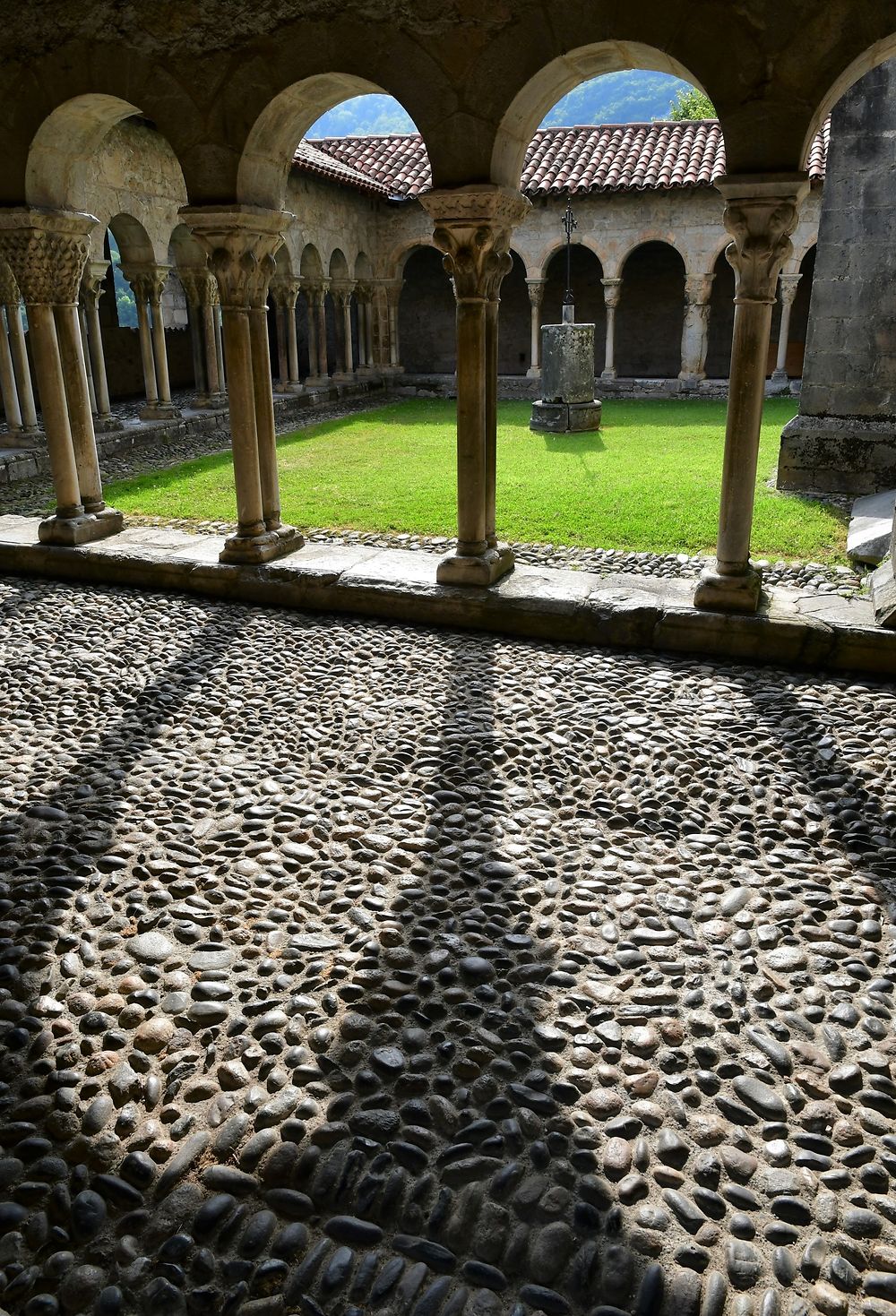 Le cloître de Saint-Bertrand-de-Comminges