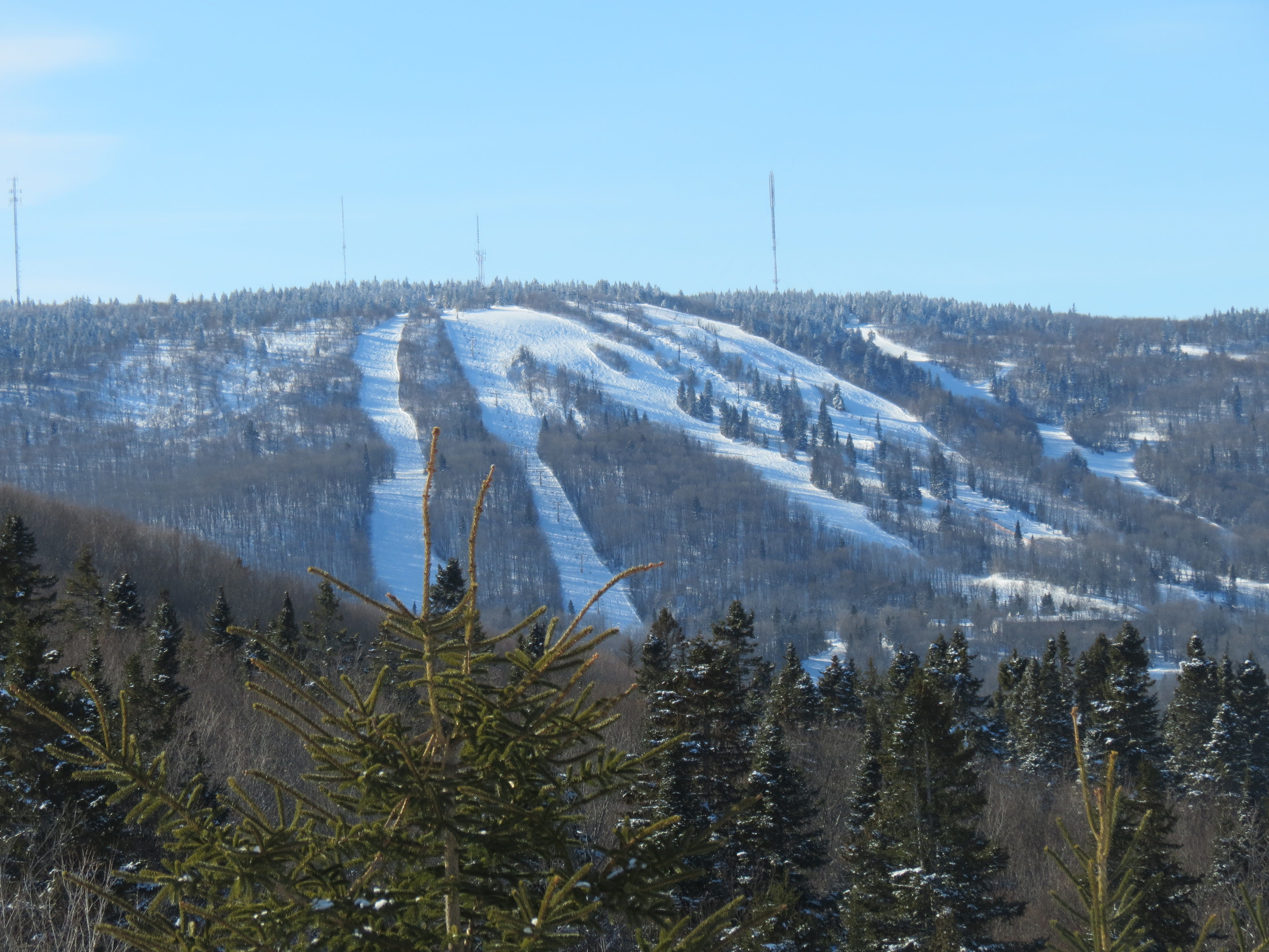 Pente de skis du Mont-Comi à St-Donat