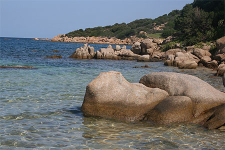 Plage Cala Battistoni (Baia Sardinia) Plage Cala Battistoni (Baia Sardinia)