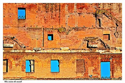 Les fenêtres du Colisée