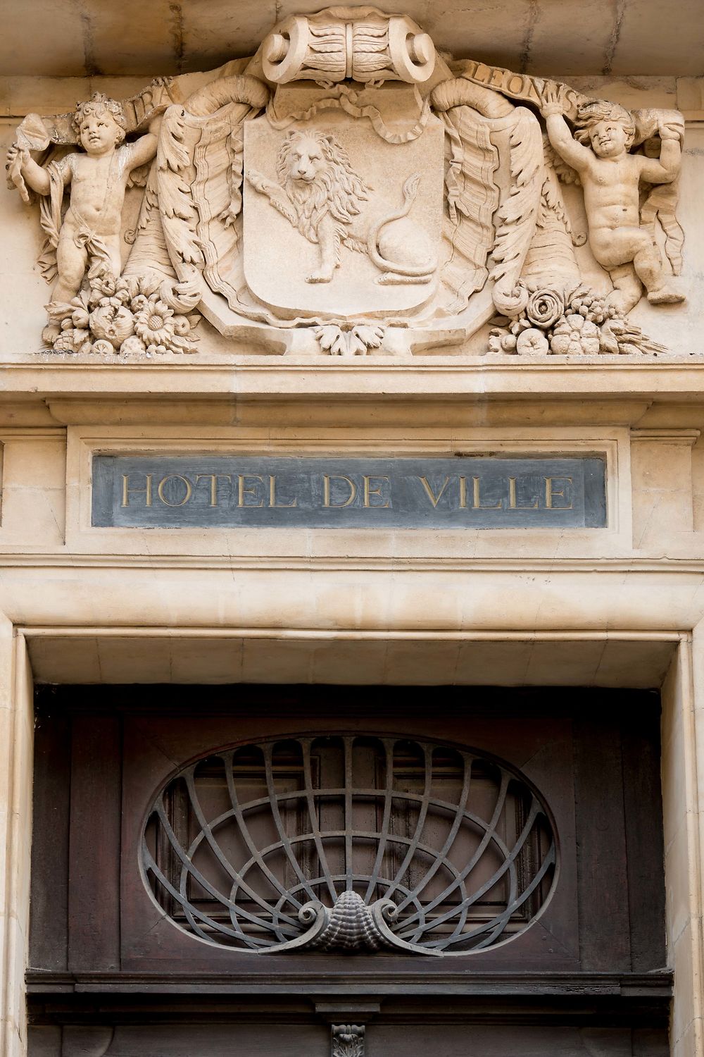 Entrée de l'hôtel de ville