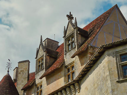 Toitures partie intérieure du château de Biron