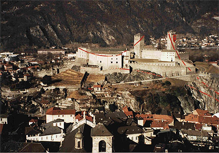 Le château déguisé Le château déguisé