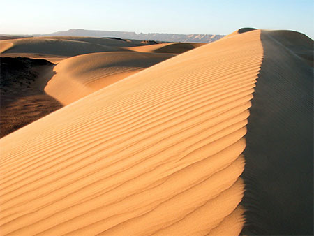 Comme un funambule sur la crête... Comme un funambule sur la crête...