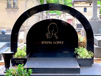 Tombe de Sylvia Lopez 