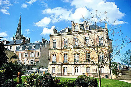 L'hôtel de ville de Fontenay le Comte