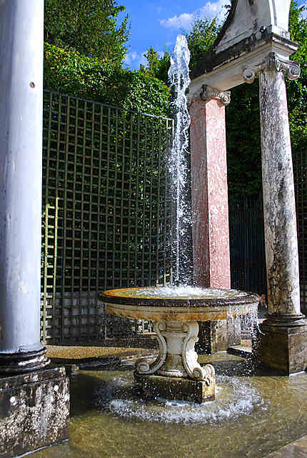 Fontaine du bosquet de la Colonnade