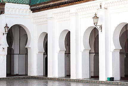 Mosquée Al Quaraouiyine, les arcades de la cour