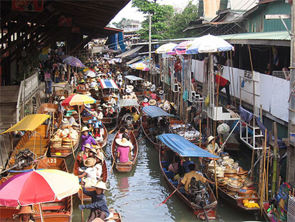 Marché flottant  