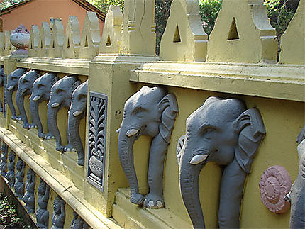 Le temple Mulkirigala Rajamaha Viharaya