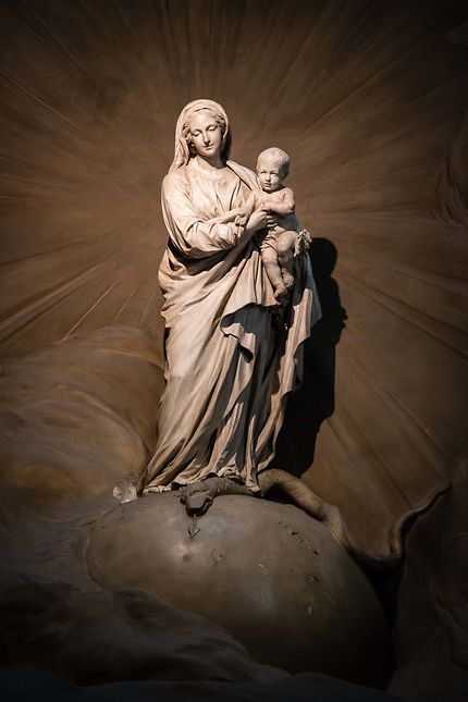 Eglise Saint-Sulpice, Vierge à l'enfant