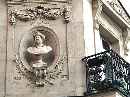 Buste d'Alexandre Dumas