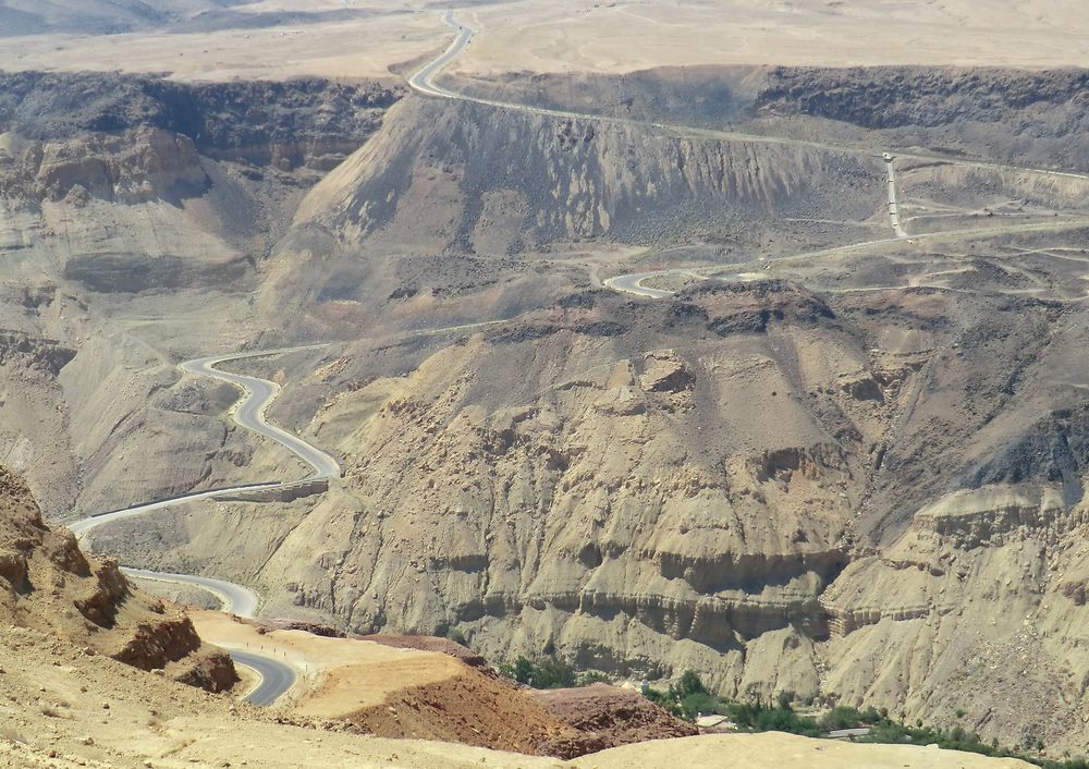 La route de Amman à Main Hot Springs SPA 