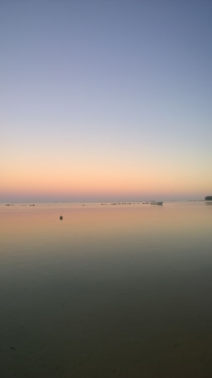 Petit matin au bord du lagon