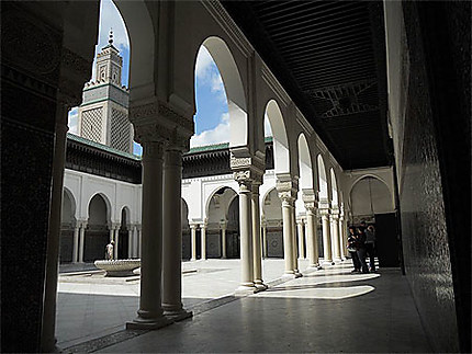 Cour intérieure de la Mosquée de Paris