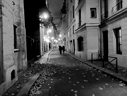 Nuit d'automne rue de Bièvre