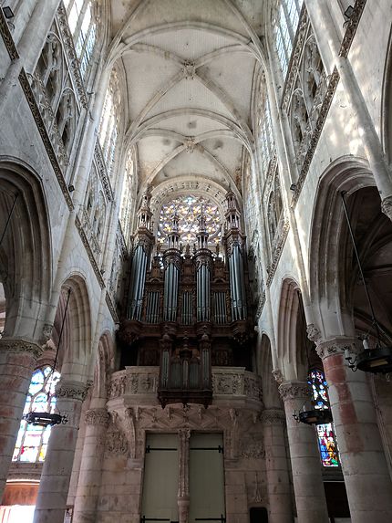 Grand orgue de Caudebec-en-Caux