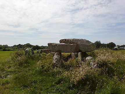 Dolmen de Kerugou