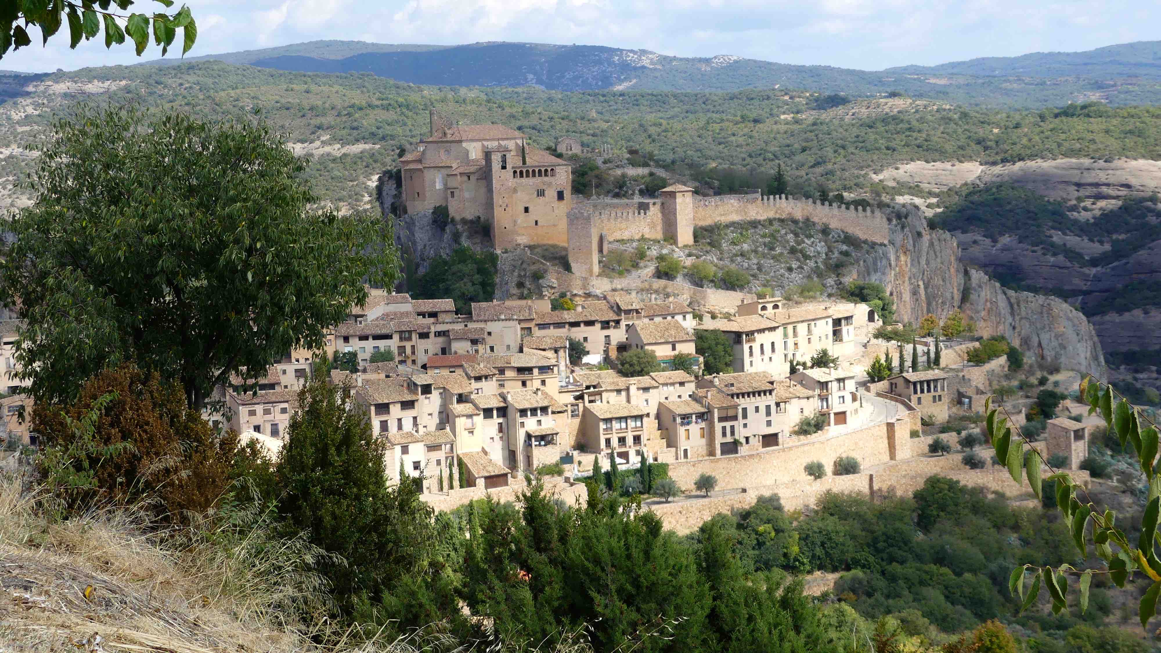 Alquézar, magnifique village Alquézar, magnifique village
