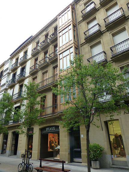 Rue commerçante à Donostia