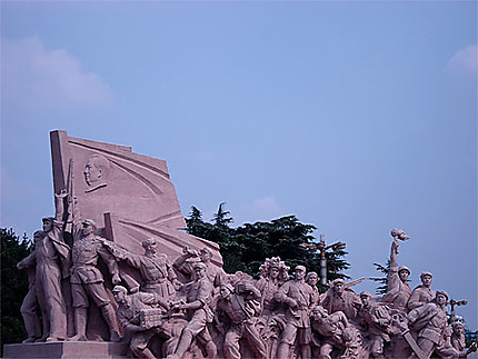 Sculpture commémorative Tian an Men