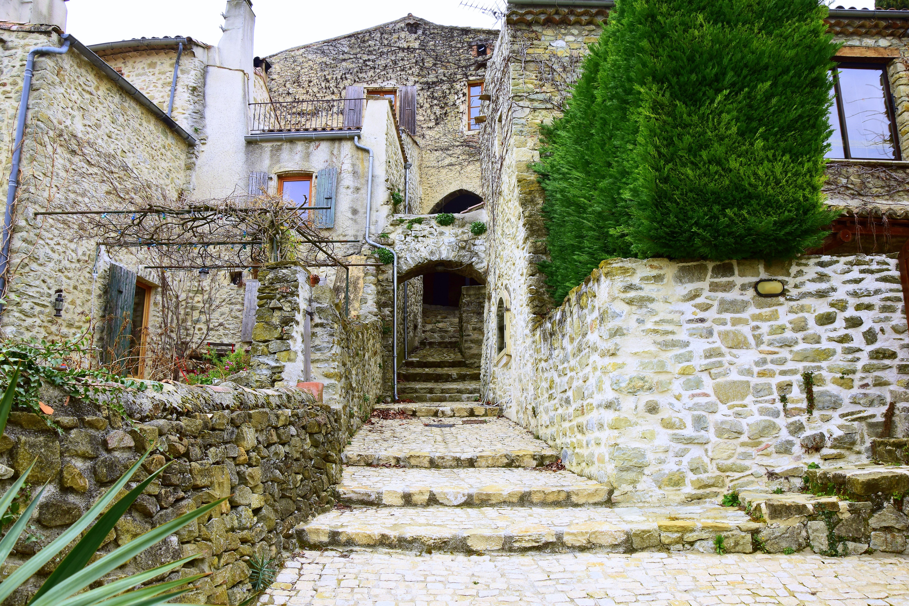 Le vieux village Le vieux village