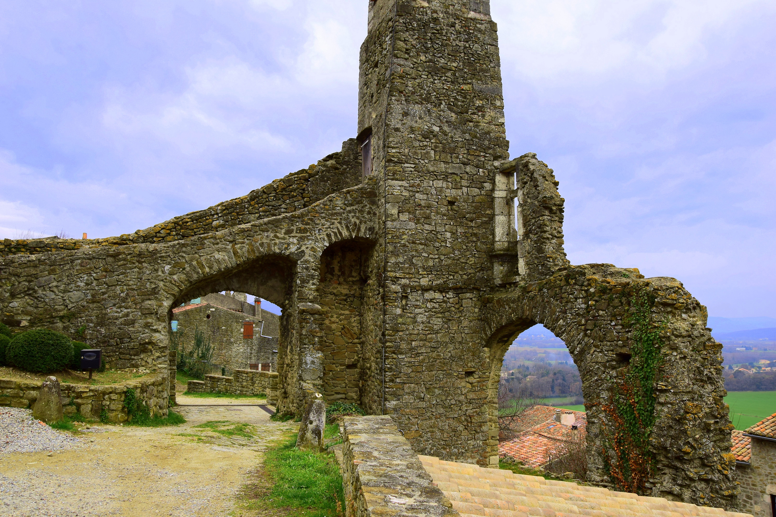 Découverte des ruines Découverte des ruines