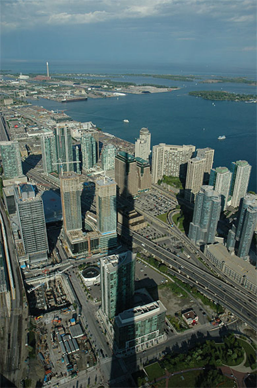 L'ombre de la CN Tower