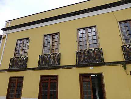 Maison jaune à La Orotava