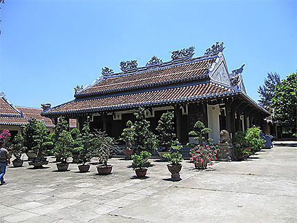 Pagode Chuc Thanh située dans le petit village de Tho Cam, 2 km du centre ville de Hoi An