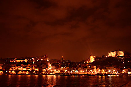 C'est beau Porto la nuit