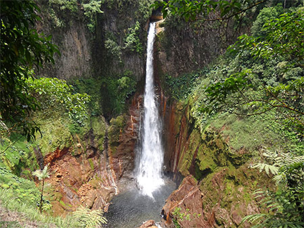 Catarata del Toro